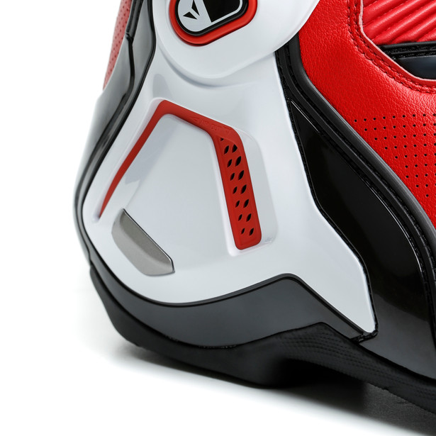 Botas DAINESE TORQUE 3 Out Air black/white/lava-red