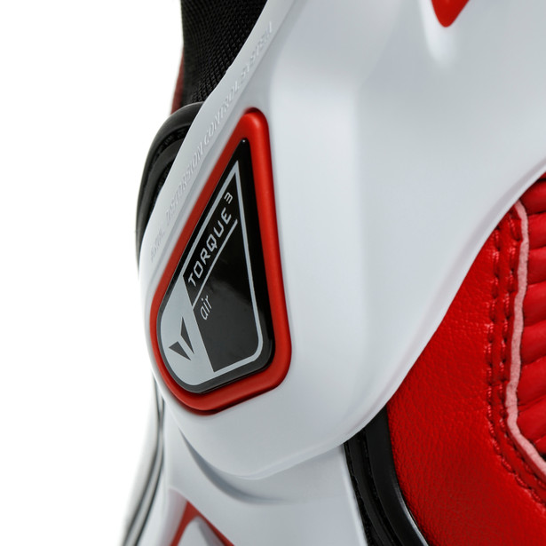 Botas DAINESE TORQUE 3 Out Air black/white/lava-red