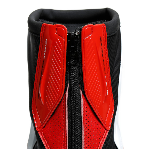 Botas DAINESE TORQUE 3 Out Air black/white/lava-red