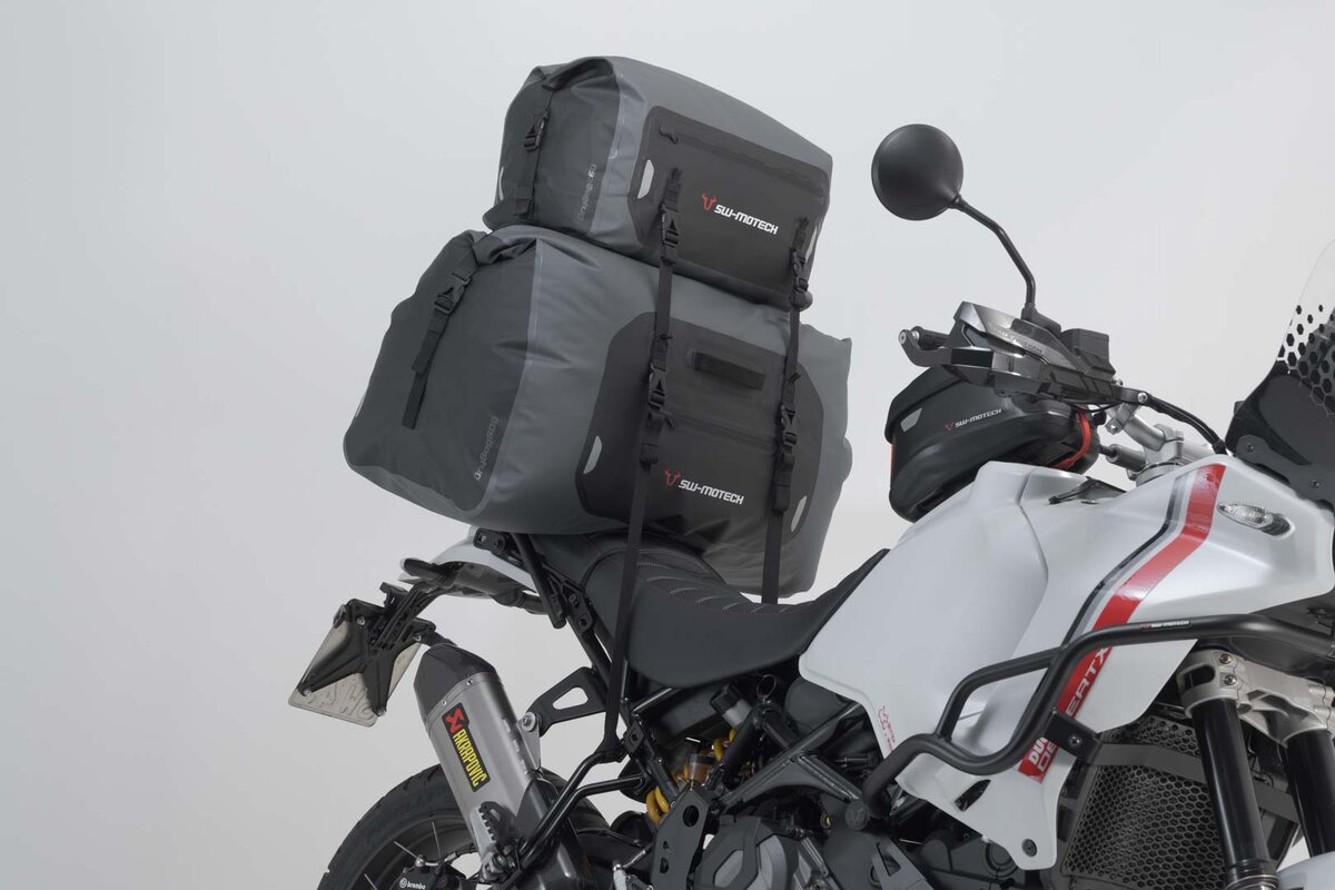 Bolsa trasera DRYBAG 350 imperm. 35 lts. gris