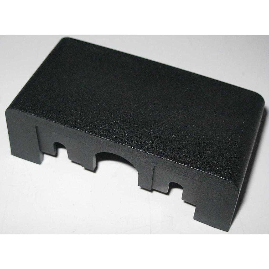 TAPA ADAPTADORA p/LUZ DE MATRICULA F800GS