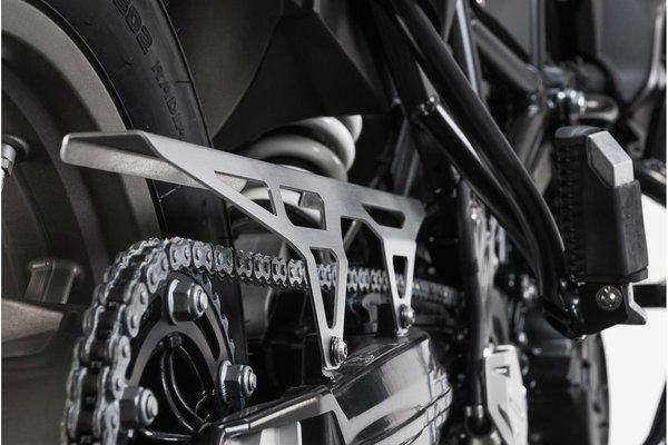 PROTECTOR CADENA ALUMINIO P/BMW F650/700/800GS plata